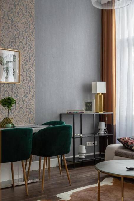 Chic, Captivating Space Boedapest Buitenkant foto